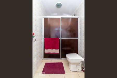 Casa à venda com 199m², 3 quartos e 5 vagas Casa à venda com 199m², 3 quartos e 5 vagasBanheiro