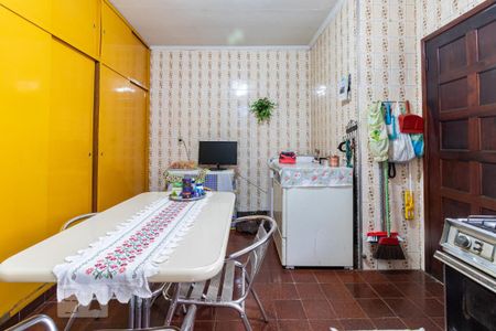 Casa à venda com 199m², 3 quartos e 5 vagas Casa à venda com 199m², 3 quartos e 5 vagasCozinha