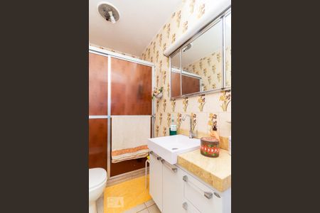 Casa à venda com 199m², 3 quartos e 5 vagas Casa à venda com 199m², 3 quartos e 5 vagasBanheiro da Suíte