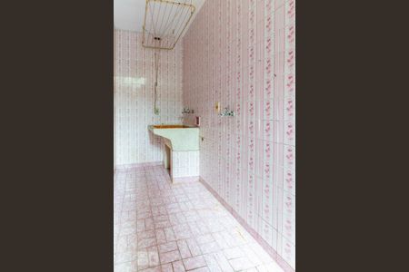 Casa à venda com 199m², 3 quartos e 5 vagas Casa à venda com 199m², 3 quartos e 5 vagasLavanderia