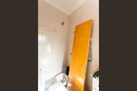 Casa à venda com 264m², 3 quartos e 4 vagas Casa à venda com 264m², 3 quartos e 4 vagasBanheiro da Edícula