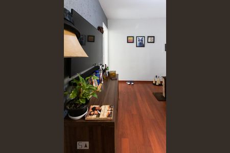 Detalhe Sala de apartamento para alugar com 2 quartos, 47m² em Jardim da Glória, Cotia