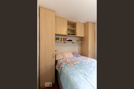 Quarto 1 de apartamento para alugar com 2 quartos, 47m² em Jardim da Glória, Cotia