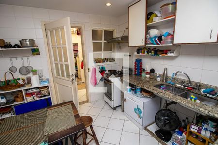 Casa de condomínio à venda com 85m², 2 quartos e 2 vagas Casa de condomínio à venda com 85m², 2 quartos e 2 vagasCozinha