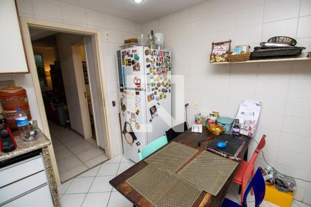 Casa de condomínio à venda com 85m², 2 quartos e 2 vagas Casa de condomínio à venda com 85m², 2 quartos e 2 vagasCozinha