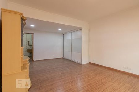Sala de casa para alugar com 4 quartos, 200m² em Vila Guarani (zona Sul), São Paulo