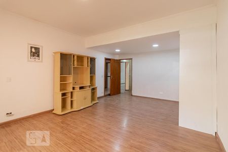 Sala de casa para alugar com 4 quartos, 200m² em Vila Guarani (zona Sul), São Paulo