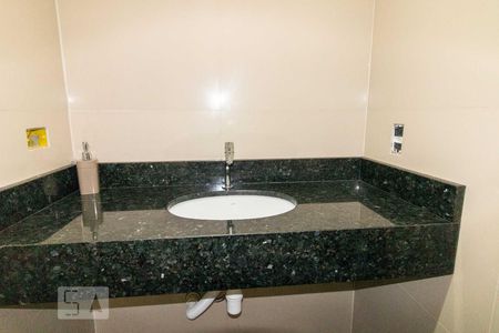 Apartamento à venda com 105m², 2 quartos e 1 vaga Apartamento à venda com 105m², 2 quartos e 1 vagaBanheiro da Cobertura