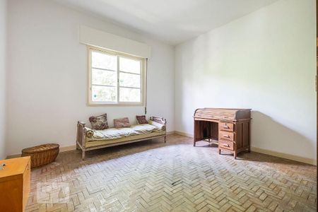 Casa à venda com 300m², 4 quartos e 3 vagas Casa à venda com 300m², 4 quartos e 3 vagasQuarto 2