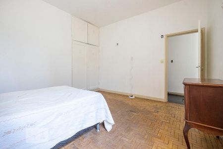 Casa à venda com 300m², 4 quartos e 3 vagas Casa à venda com 300m², 4 quartos e 3 vagasQuarto 3