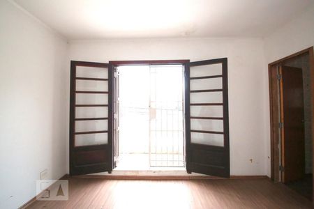 Casa para alugar com 240m², 3 quartos e 2 vagasQuarto 1