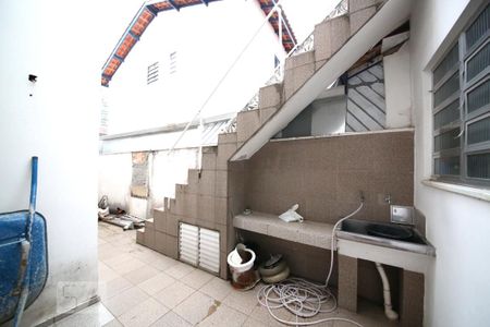Casa para alugar com 240m², 3 quartos e 2 vagasÁrea e Serviço