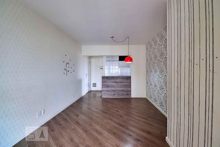 Sala de apartamento para alugar com 3 quartos, 77m² em Campestre, Santo André