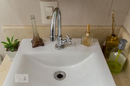 Apartamento à venda com 60m², 2 quartos e 1 vaga Apartamento à venda com 60m², 2 quartos e 1 vagaBanheiro da suíte - Torneira