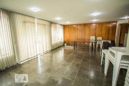 Apartamento à venda com 60m², 2 quartos e 1 vaga Apartamento à venda com 60m², 2 quartos e 1 vagaÁrea comum - Salão de festas