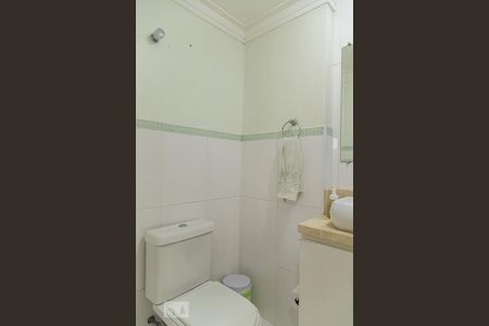 Apartamento à venda com 60m², 2 quartos e 1 vaga Apartamento à venda com 60m², 2 quartos e 1 vagaBanheiro social