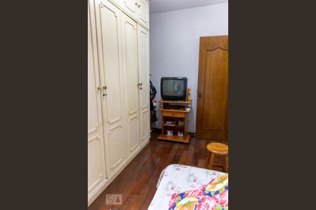 Casa à venda com 712m², 6 quartos e 4 vagas Casa à venda com 712m², 6 quartos e 4 vagasSuíte 3