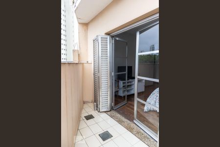 Casa à venda com 712m², 6 quartos e 4 vagas Casa à venda com 712m², 6 quartos e 4 vagasVaranda da suíte 1