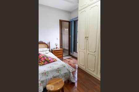 Casa à venda com 712m², 6 quartos e 4 vagas Casa à venda com 712m², 6 quartos e 4 vagasSuíte 3