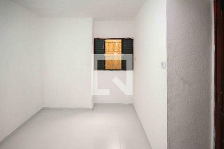 Quarto de casa para alugar com 2 quartos, 60m² em Vila Industrial, São Paulo