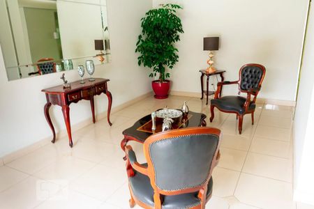 Apartamento para alugar com 82m², 3 quartos e 2 vagasHall