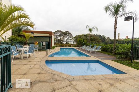 Apartamento para alugar com 65m², 3 quartos e 1 vaga Apartamento para alugar com 65m², 3 quartos e 1 vagaPiscina