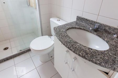 Apartamento para alugar com 65m², 3 quartos e 1 vaga Apartamento para alugar com 65m², 3 quartos e 1 vagaBanheiro da Suíte