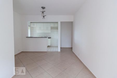 Sala de apartamento para alugar com 3 quartos, 65m² em Vila Butantã, São Paulo