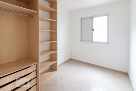 Quarto 2 de apartamento para alugar com 3 quartos, 65m² em Vila Butantã, São Paulo