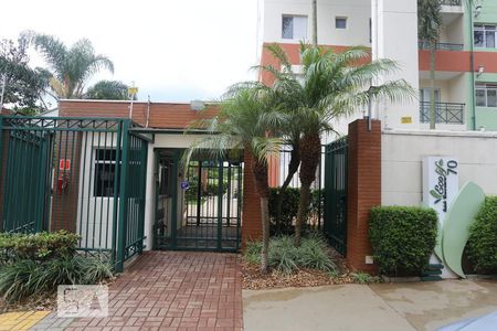 Apartamento para alugar com 65m², 3 quartos e 1 vaga Apartamento para alugar com 65m², 3 quartos e 1 vagaFachada