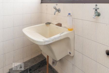 Apartamento à venda com 170m², 4 quartos e 3 vagas Apartamento à venda com 170m², 4 quartos e 3 vagasÁrea de serviço