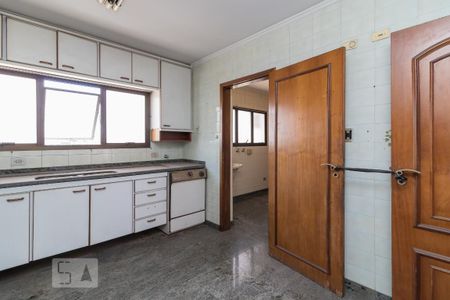 Apartamento à venda com 170m², 4 quartos e 3 vagas Apartamento à venda com 170m², 4 quartos e 3 vagasCozinha