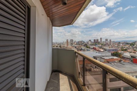 Apartamento à venda com 170m², 4 quartos e 3 vagas Apartamento à venda com 170m², 4 quartos e 3 vagasVaranda