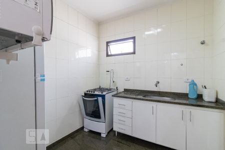 Apartamento à venda com 170m², 4 quartos e 3 vagas Apartamento à venda com 170m², 4 quartos e 3 vagasSalão de festas
