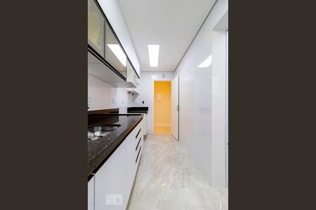 Apartamento à venda com 70m², 2 quartos e 1 vagaCozinha