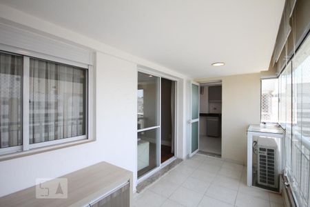 Apartamento à venda com 160m², 3 quartos e 3 vagasVaranda