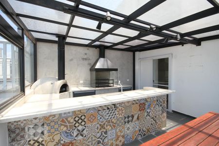 Apartamento à venda com 160m², 3 quartos e 3 vagasCobertura