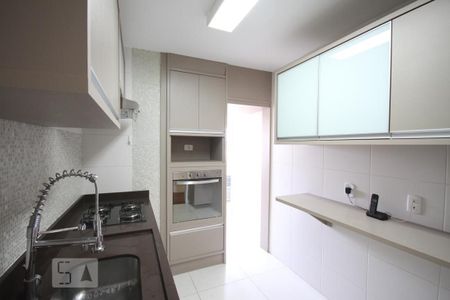 Apartamento à venda com 160m², 3 quartos e 3 vagasCozinha