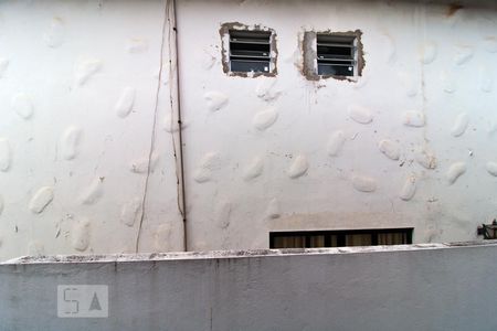 Casa à venda com 288m², 4 quartos e 4 vagas Casa à venda com 288m², 4 quartos e 4 vagasVista da Suíte 4