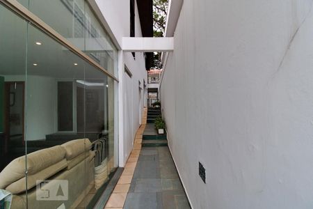 Casa à venda com 288m², 4 quartos e 4 vagas Casa à venda com 288m², 4 quartos e 4 vagasÁrea Externa