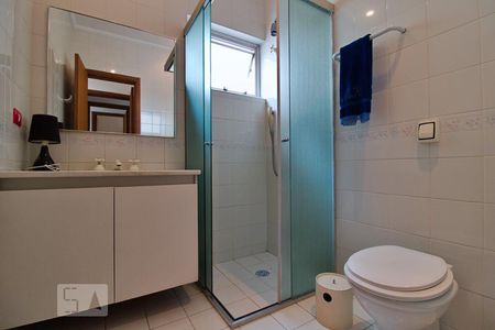 Casa à venda com 288m², 4 quartos e 4 vagas Casa à venda com 288m², 4 quartos e 4 vagasBanheiro da Suíte 4