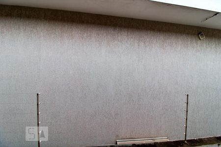 Casa à venda com 288m², 4 quartos e 4 vagas Casa à venda com 288m², 4 quartos e 4 vagasVista da Suíte 2