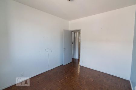 Apartamento à venda com 109m², 3 quartos e 1 vaga Apartamento à venda com 109m², 3 quartos e 1 vagaQuarto 2