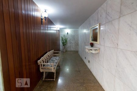 Apartamento à venda com 109m², 3 quartos e 1 vaga Apartamento à venda com 109m², 3 quartos e 1 vagaHall