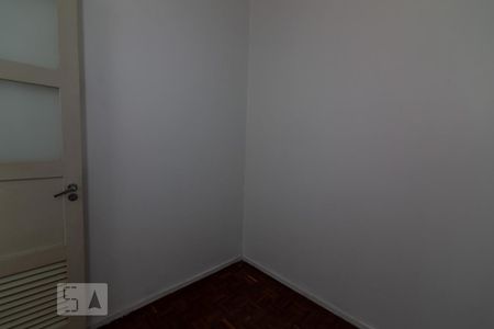 Apartamento à venda com 109m², 3 quartos e 1 vaga Apartamento à venda com 109m², 3 quartos e 1 vagaQuarto de Serviço