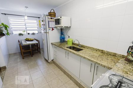 Apartamento à venda com 97m², 2 quartos e 1 vaga Apartamento à venda com 97m², 2 quartos e 1 vagaCozinha