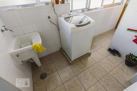 Apartamento à venda com 97m², 2 quartos e 1 vaga Apartamento à venda com 97m², 2 quartos e 1 vagaLavanderia