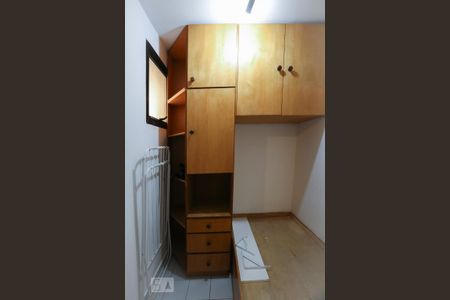Apartamento à venda com 122m², 4 quartos e 2 vagasQuarto de Serviço