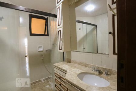 Apartamento à venda com 122m², 4 quartos e 2 vagasBanheiro