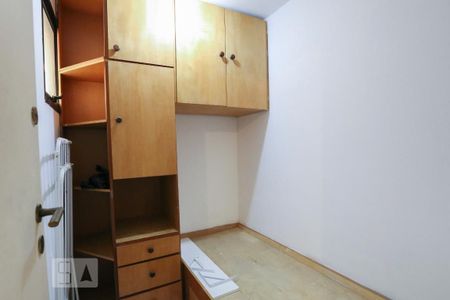 Apartamento à venda com 122m², 4 quartos e 2 vagasQuarto de Serviço